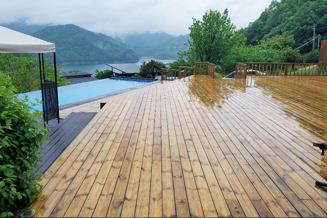 Penatess Pool Villa Chungju Buitenkant foto