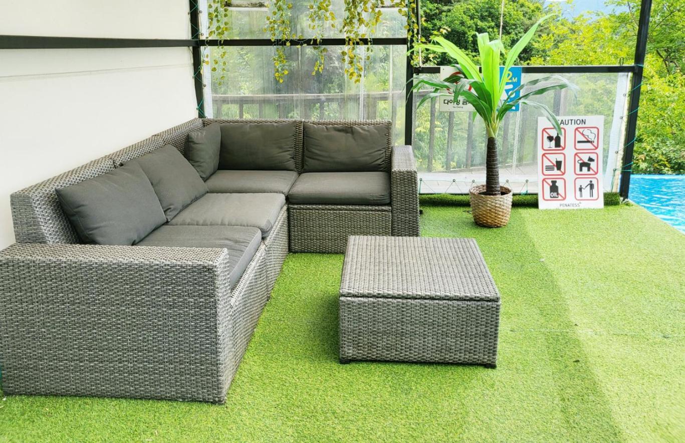 Penatess Pool Villa Chungju Buitenkant foto