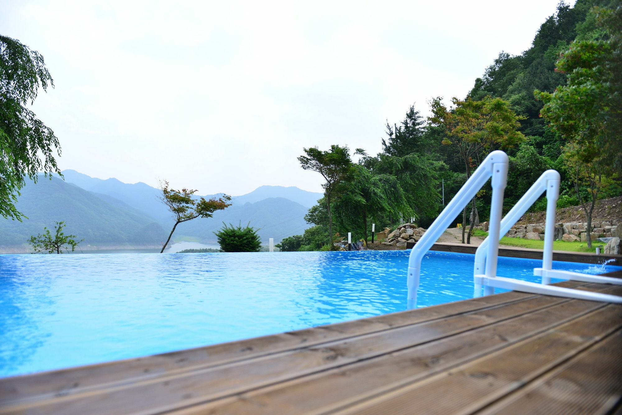 Penatess Pool Villa Chungju Buitenkant foto
